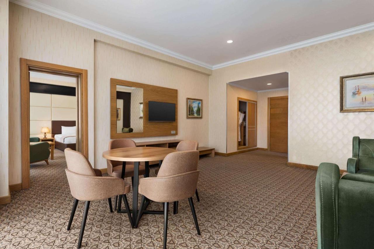 Hotel Wyndham Baku Extérieur photo